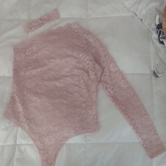 NWOT 🔥 Lace Off Shoulder Lace Thong Bodysuit Women's Plus Size 1XL - Picture 2 of 6